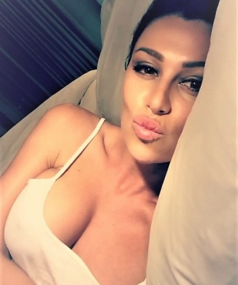 Живу в Москве, где создаю незабываемую атмосферу нашей встречи. Моими услугами ты сможешь насладиться полностью - от роскошного эротического массажа до страстного секса, обволакиваясь моими заботливыми руками. 🌺 Фото настоящие, отзывы о моей работе лишь укрепляют твое желание побывать в моей компании. 💕 Возможности безграничны, а твое удовольствие - мое главное приоритет. Ты заслуживаешь только лучшего, дорогой мой! 🌟 Не откладывай на завтра, позвони мне прямо сейчас и дай возможность сделать твои фантазии реальностью. 😍🔥 11539, 25 лет